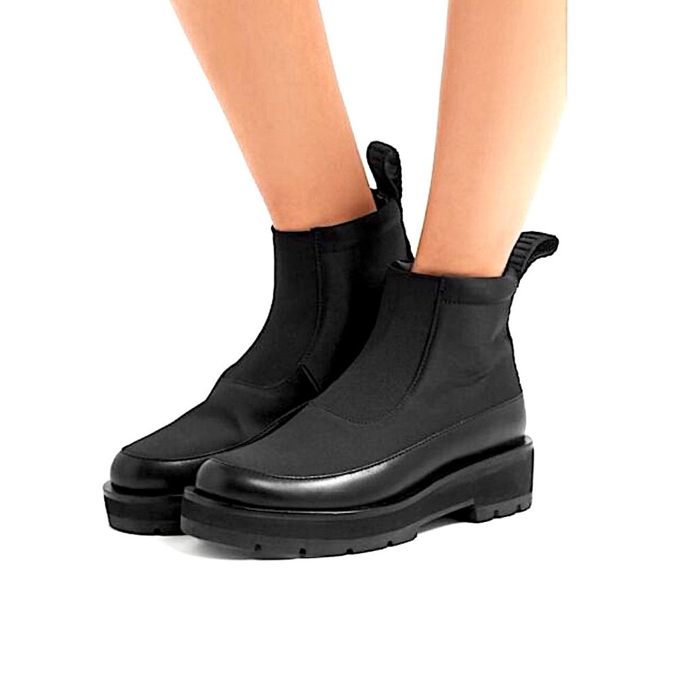 NIB 3.1 Phillip Lim Avril Lugsole Leather Chelsea Boots in Black